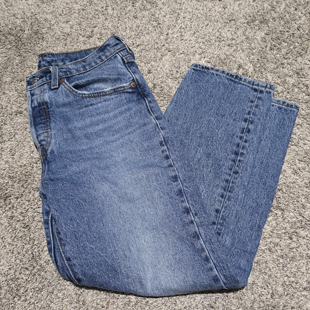 Levi's Women's Ankle Crop Jeans - Medium Blue Wash